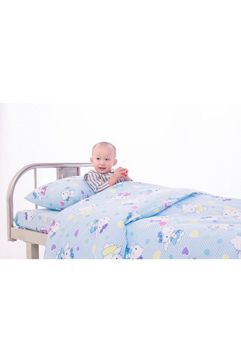 儿童花布被服（平、斜纹；涤、全棉）