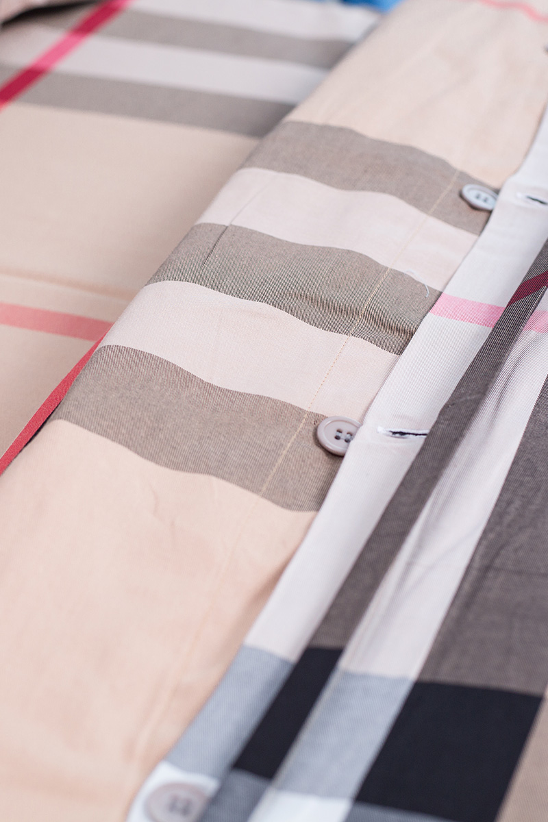 背面开口钉扣被罩