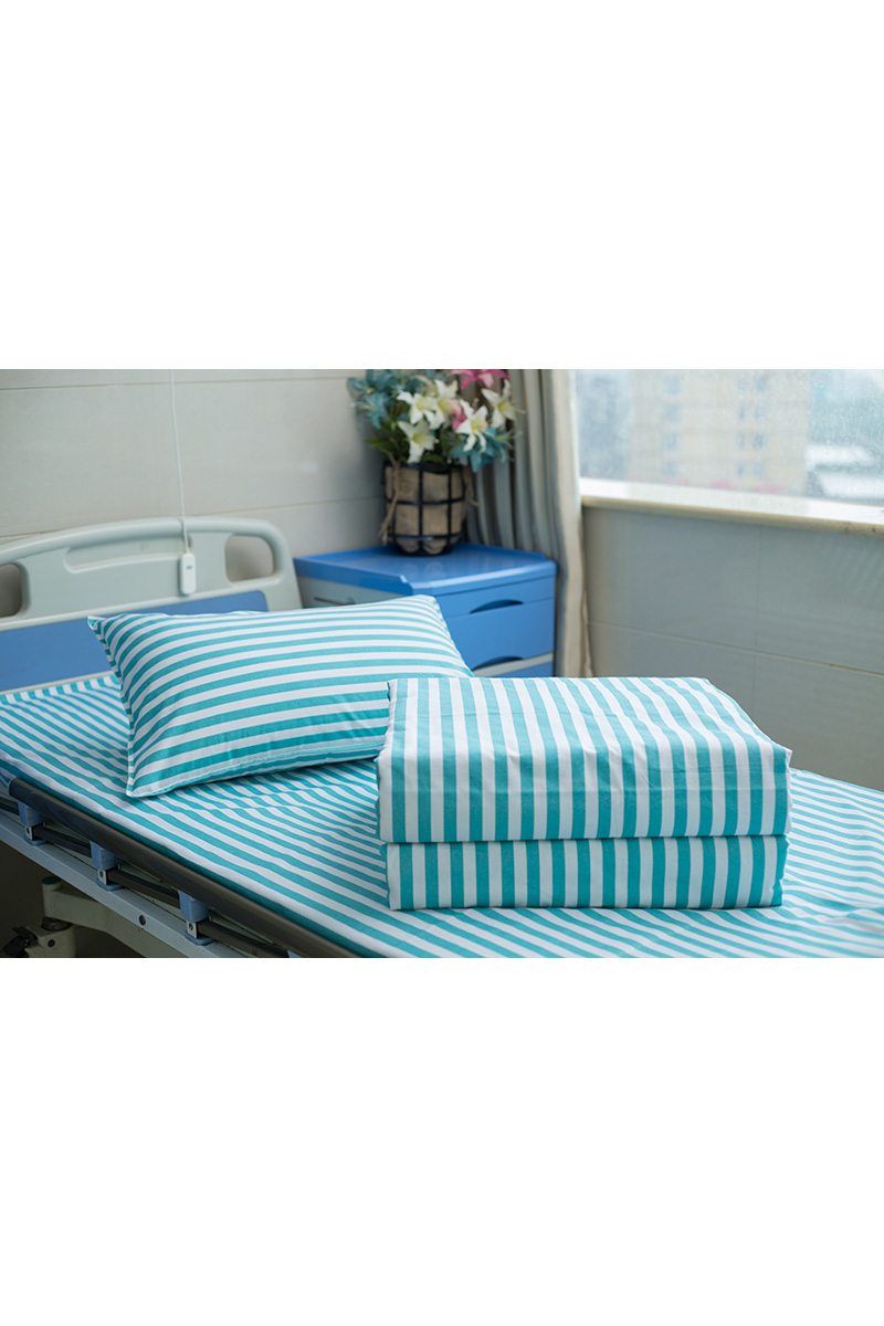 蓝白条被服（平、斜纹；涤、全棉）